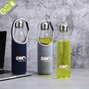 Swell Cola geformte Borosilikatglas-Wasserflasche